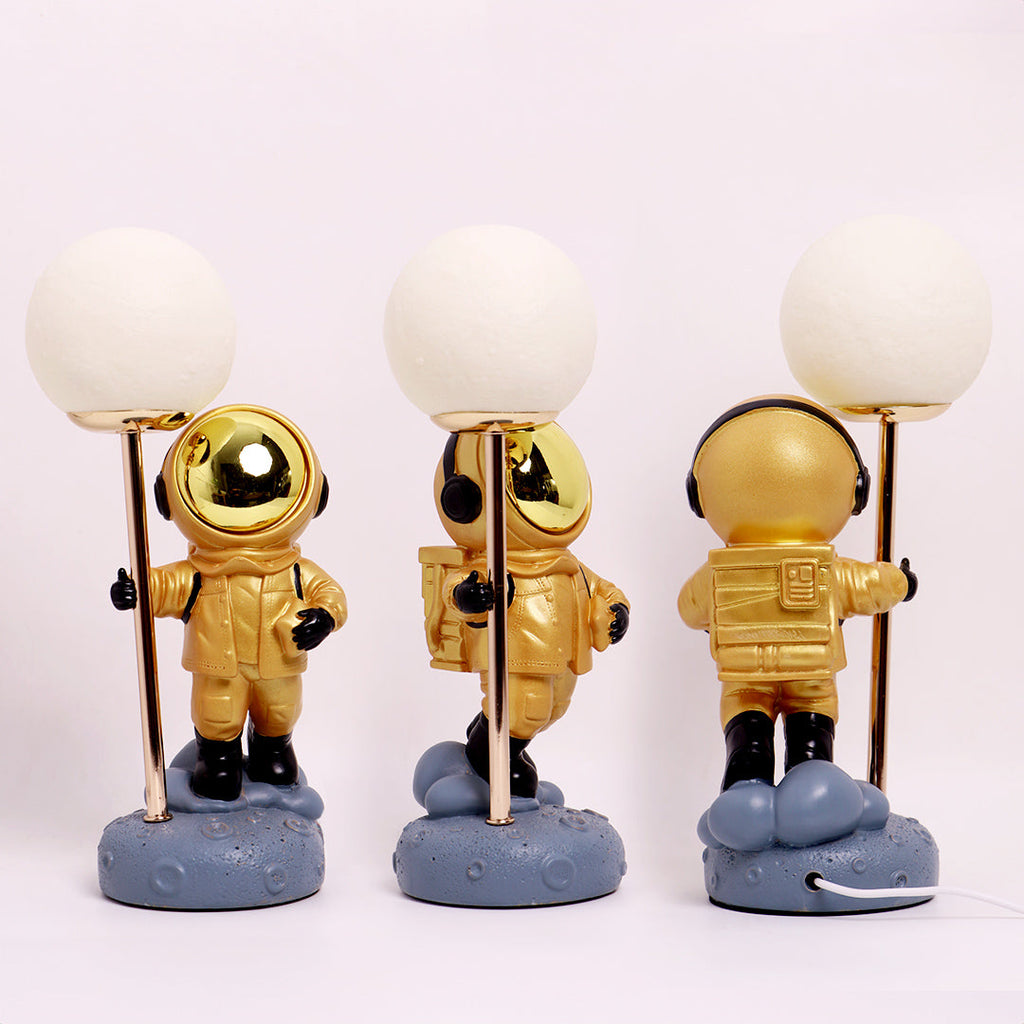 Astronaut Moon Lamp